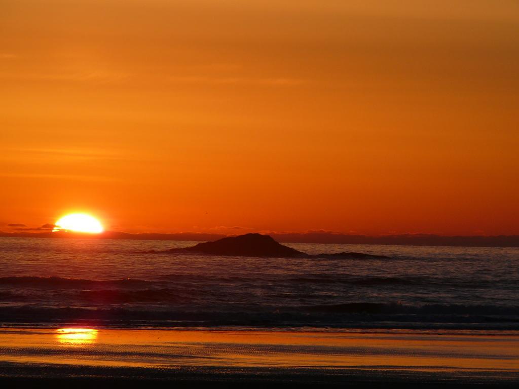 203 At Water'S Edge Ucluelet Quarto foto