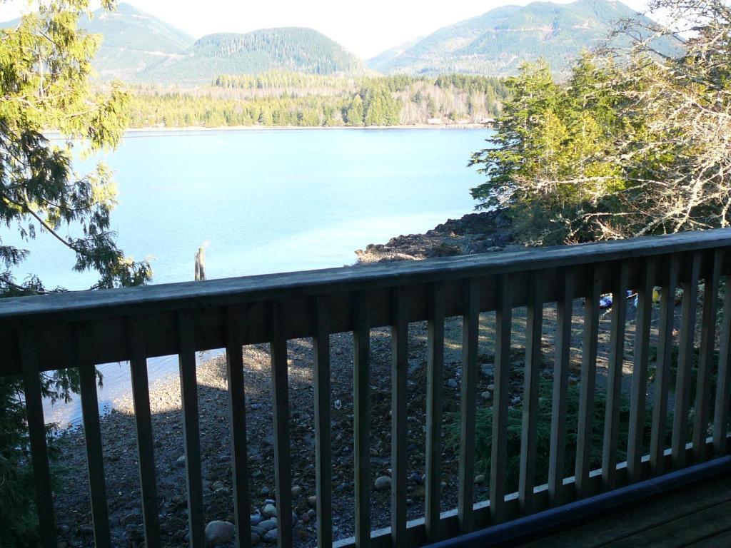 203 At Water'S Edge Ucluelet Exterior foto